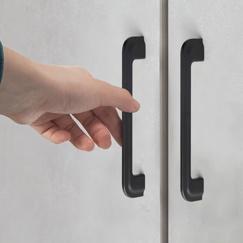Zwart verlengde kastdeurgreep  - Quality Furniture Hardware recensie en prijs
